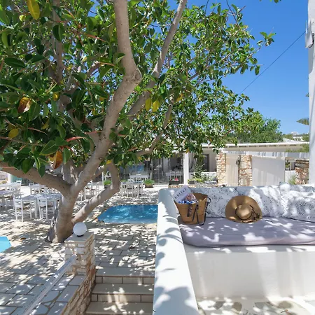 Margarita Hotel Ampelas