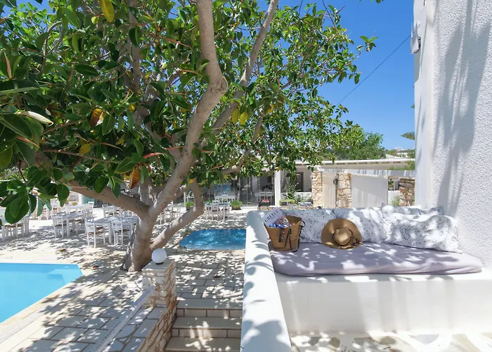 Margarita Hotel Ampelas