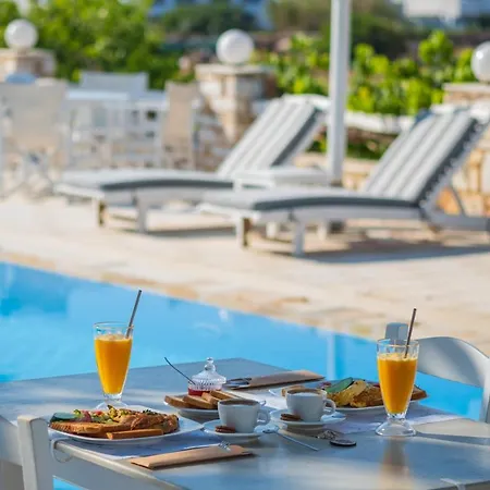 Hotel Margarita Ampelas